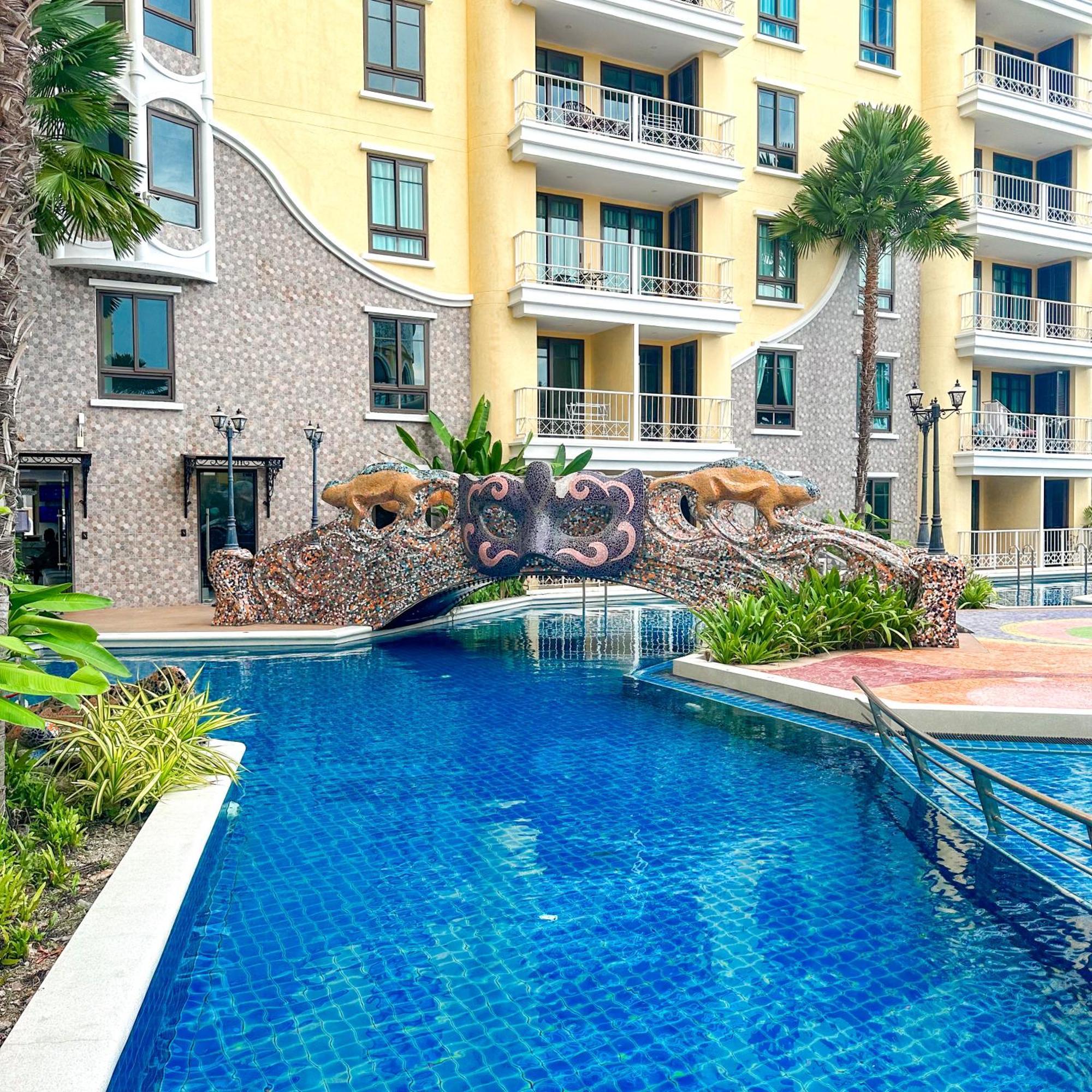 Espana Resort Jomtien Beach Pattaya Екстер'єр фото
