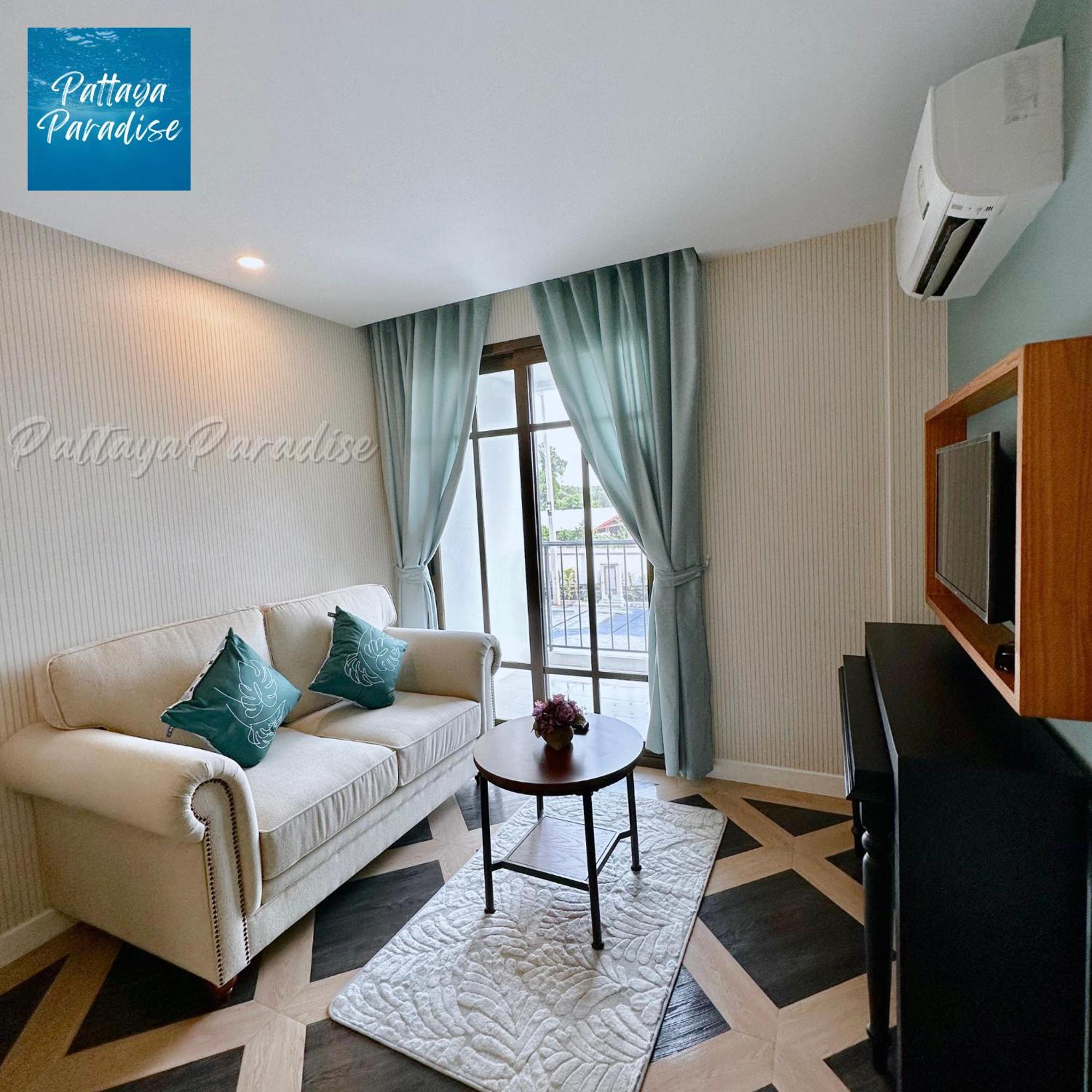 Espana Resort Jomtien Beach Pattaya Екстер'єр фото