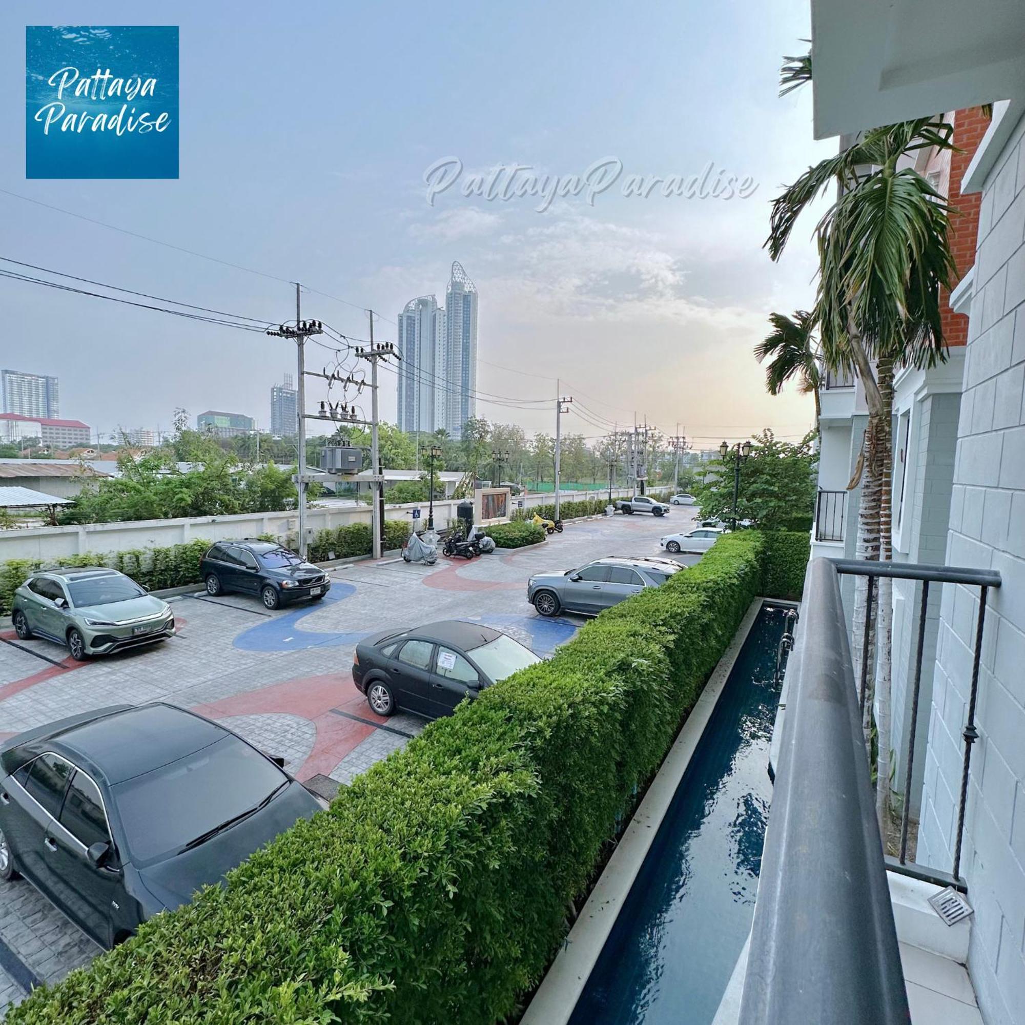 Espana Resort Jomtien Beach Pattaya Екстер'єр фото