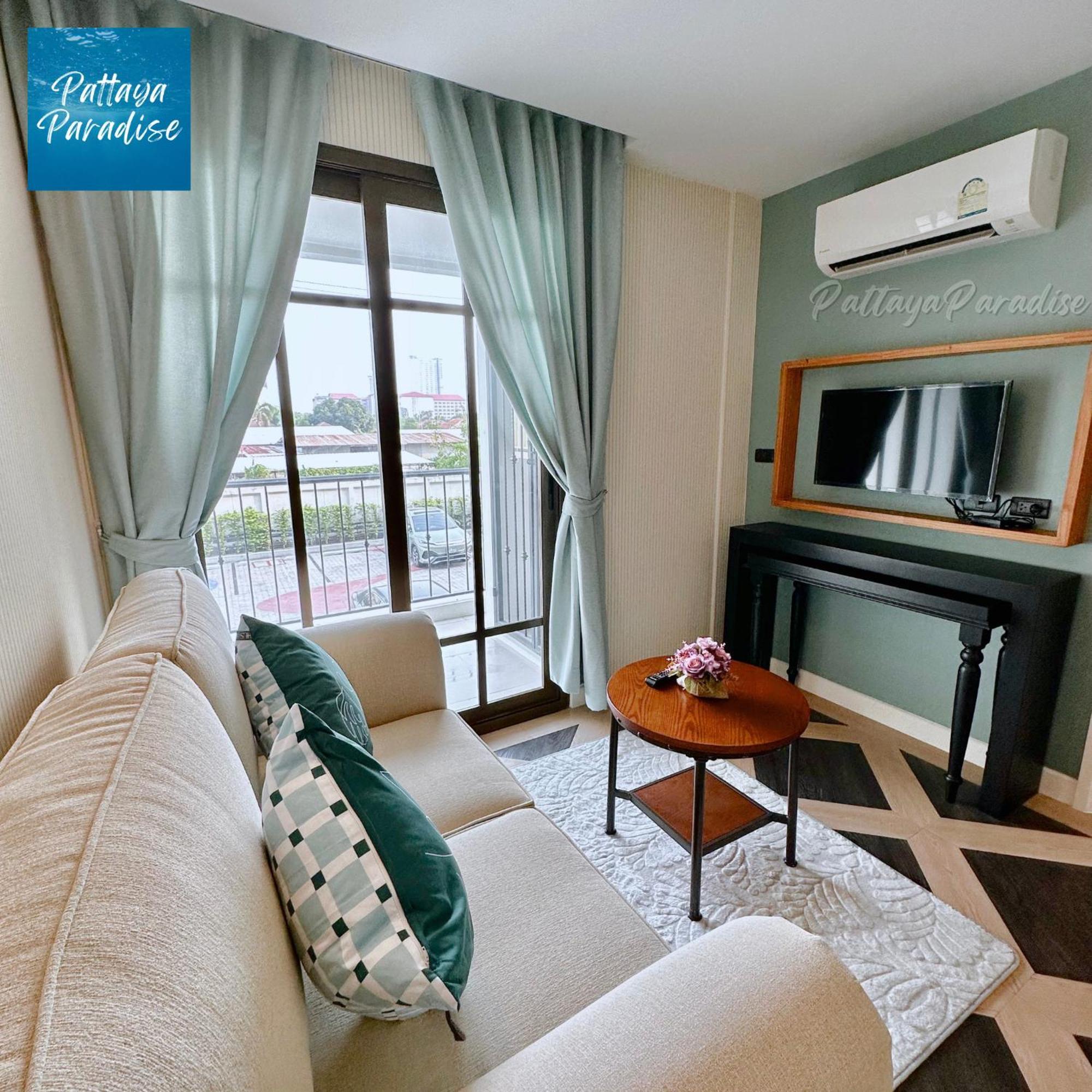 Espana Resort Jomtien Beach Pattaya Екстер'єр фото
