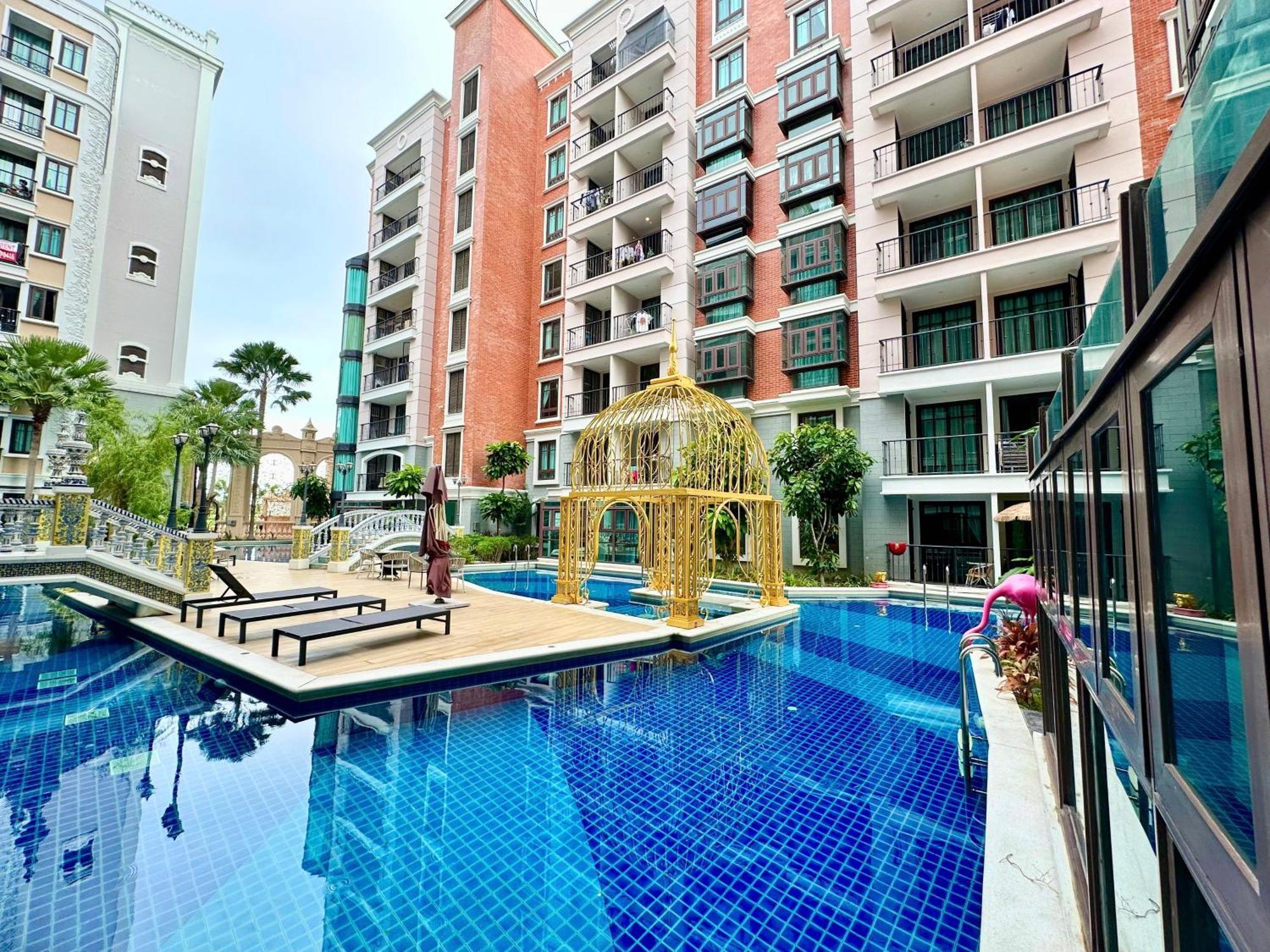 Espana Resort Jomtien Beach Pattaya Екстер'єр фото